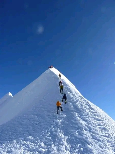 Island Peak with (EBC)trek